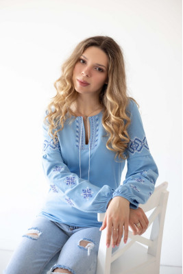 Вишиванка жіноча